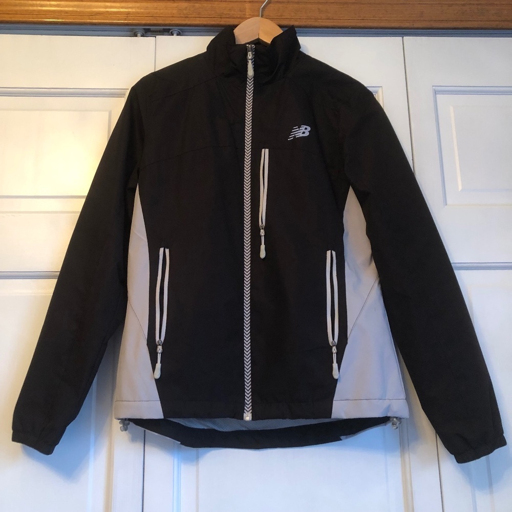 New Balance Windbreaker Jacket Black w/zippered pockets Sz S Gorpcore